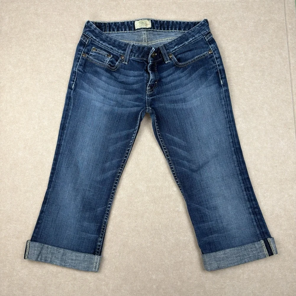 BKE Buckle Jeans Women's Size‎ 29 Blue Capri Starlite Stretch Low Rise Denim